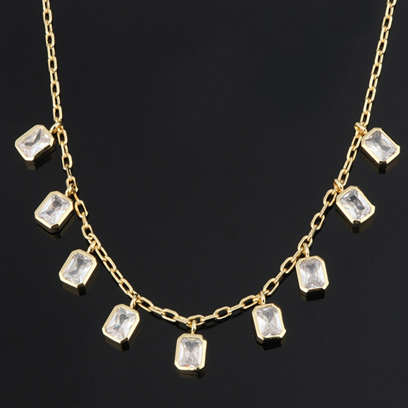 Amina Choker White