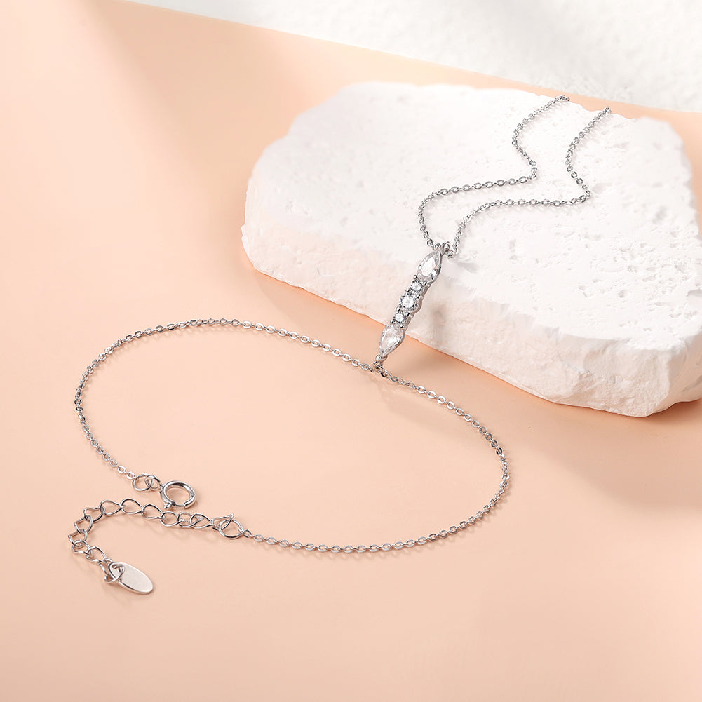Kehlani Bracelet (hand chain)