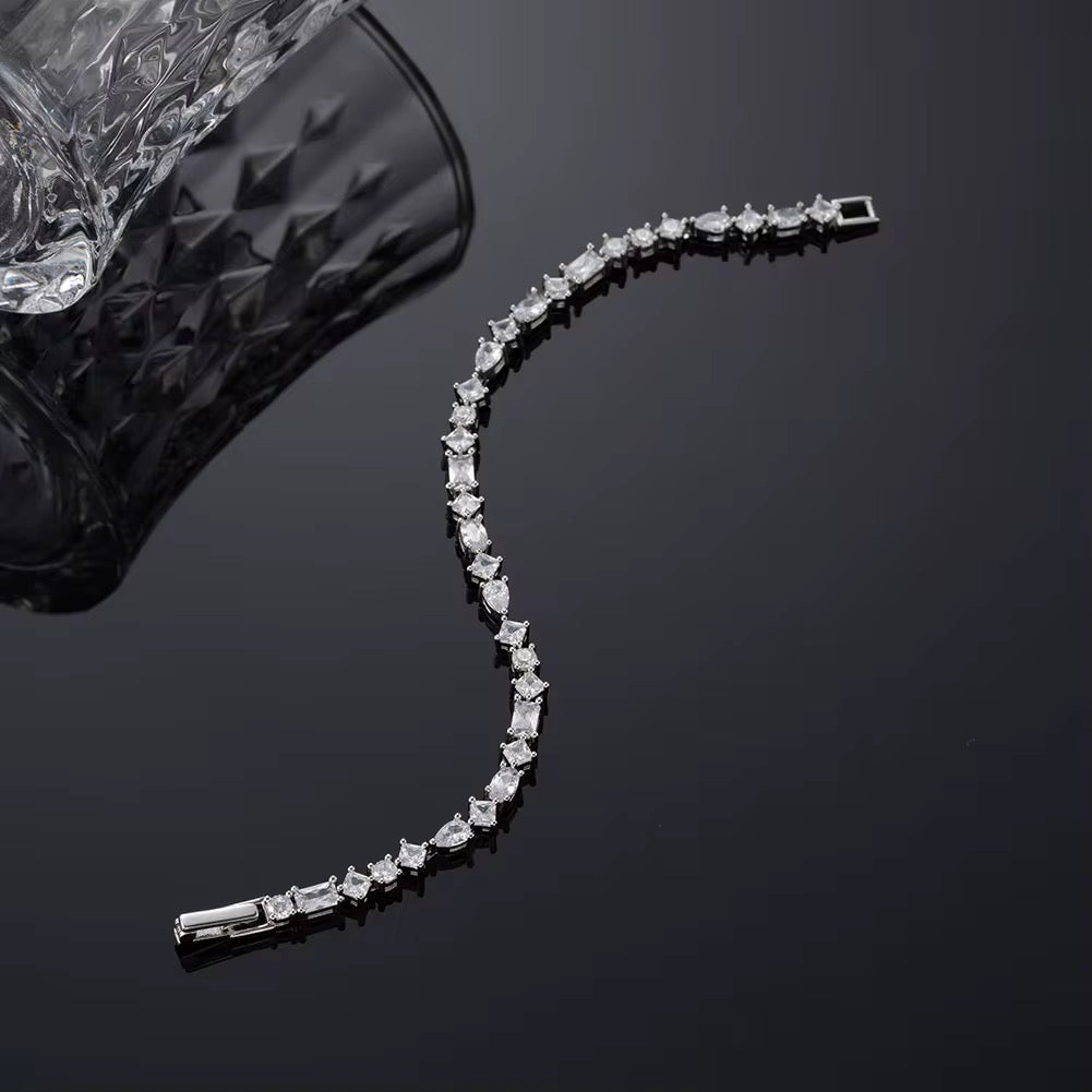 Sachi Bracelet